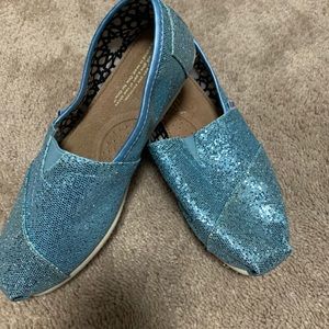 TOMS TIFFANY BLUE SPARKLE NEVER WORN